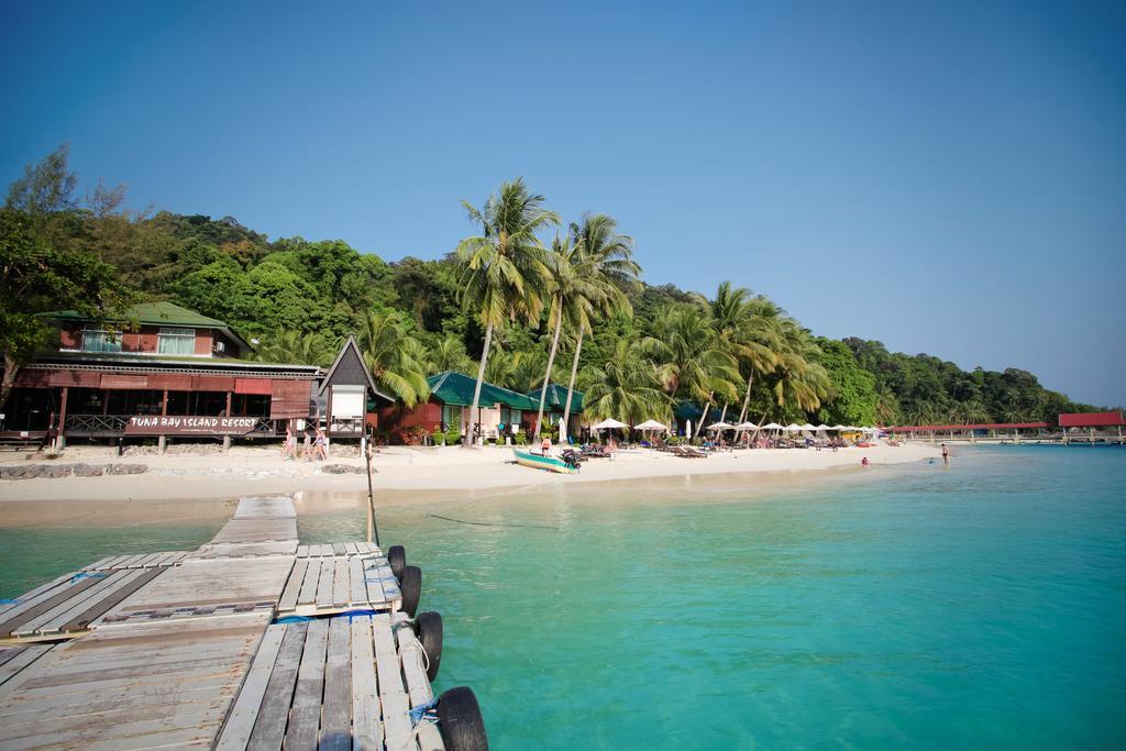 Tuna Bay Island Resort Kampong Pasir Hantu Exterior photo